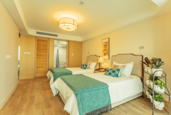 <b>有核心勾当室、餐厅、棋牌室、阅览室、心理征</b>